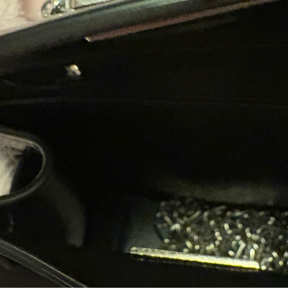 NWT Kendall & Kylie Black Mini Bag Sleek Design Lock Chain - Picture 6 of 8